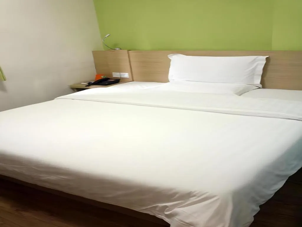 Bed in 7 Days Inn Bijie Jinsha Hebin Road