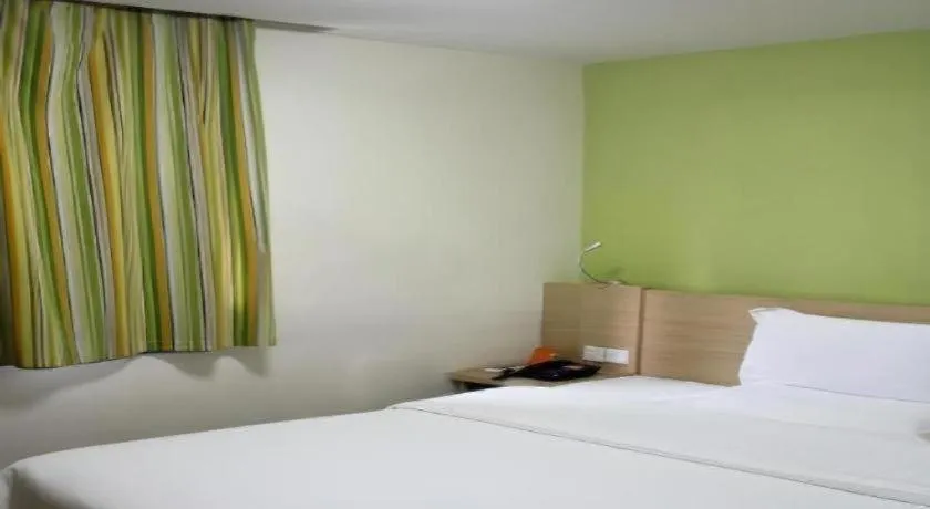 Bed in 7 Days Inn Bijie Jinsha Hebin Road