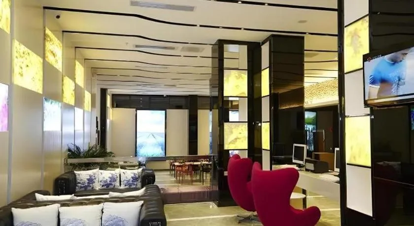 LAVANDE Hotel Dalian Huanan Square North Railway Station