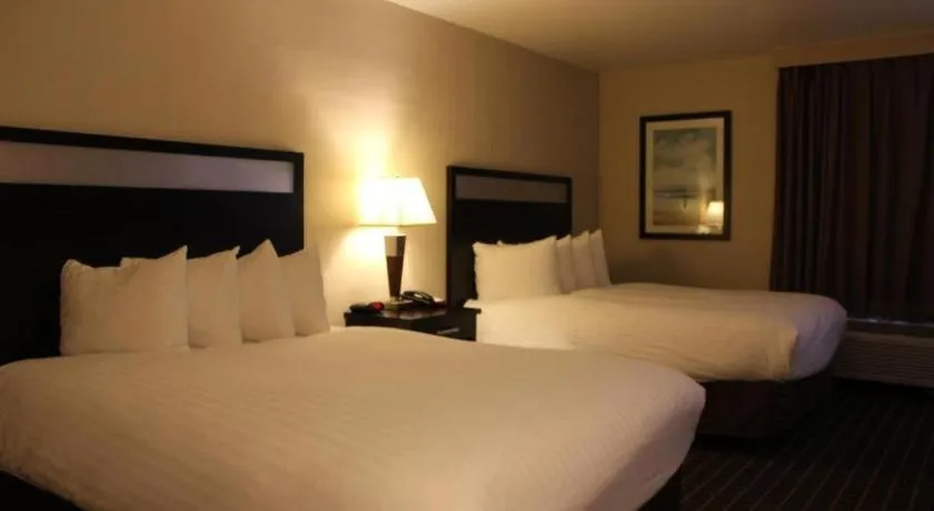 Bed in Alhambra Hotel