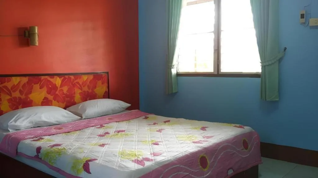 Bed in Ruen View Resort