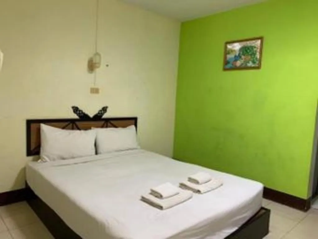 Bed in Ruen View Resort