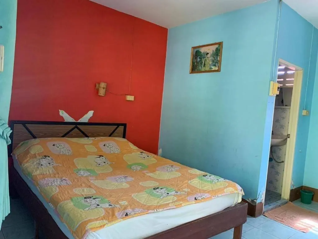 Bed in Ruen View Resort