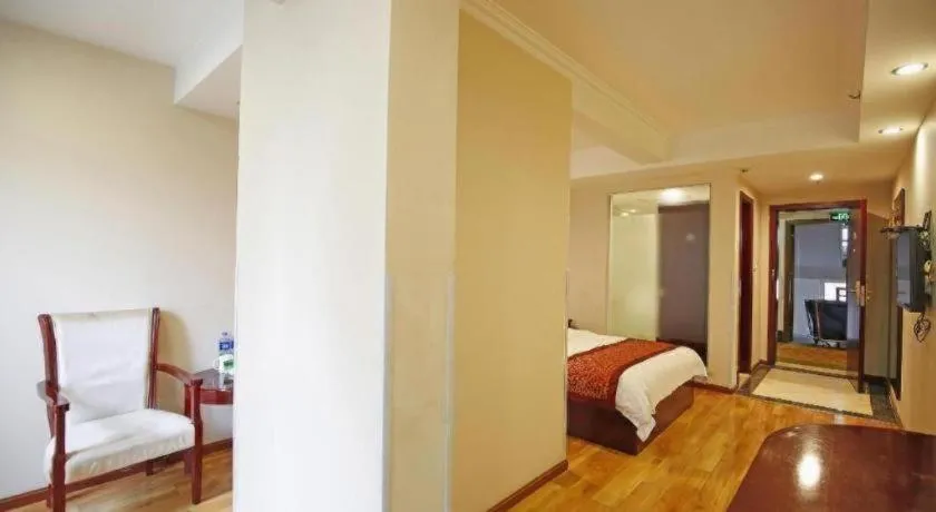 Bed in GreenTree Inn Chengdu North Railway Station Beichengtianjie Business Hotel