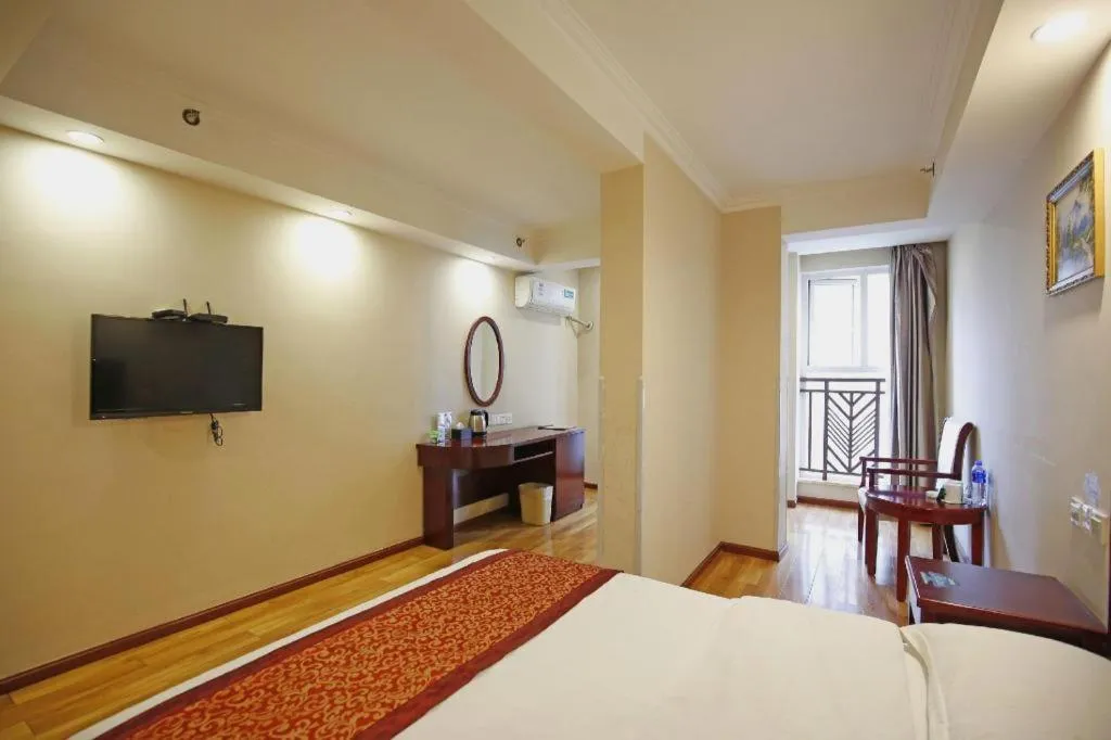 Bed in GreenTree Inn Chengdu North Railway Station Beichengtianjie Business Hotel