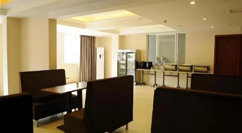 GreenTree Inn Chengdu North Railway Station Beichengtianjie Business Hotel