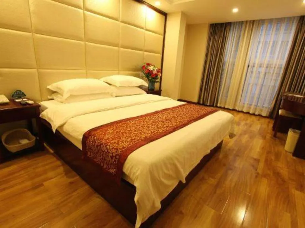 Bed in GreenTree Inn Chengdu North Railway Station Beichengtianjie Business Hotel