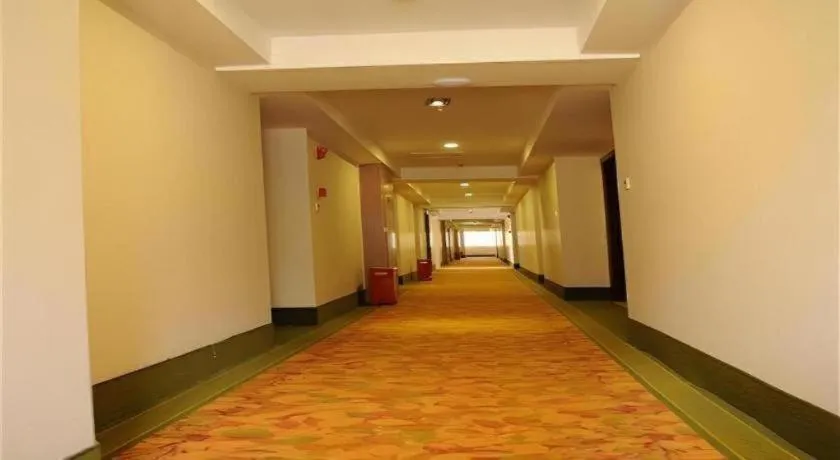 GreenTree Inn Chengdu North Railway Station Beichengtianjie Business Hotel