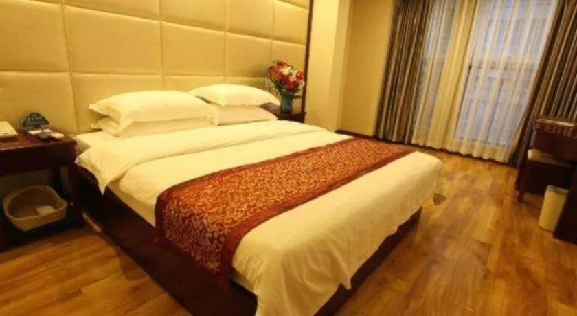 Bed in GreenTree Inn Chengdu North Railway Station Beichengtianjie Business Hotel