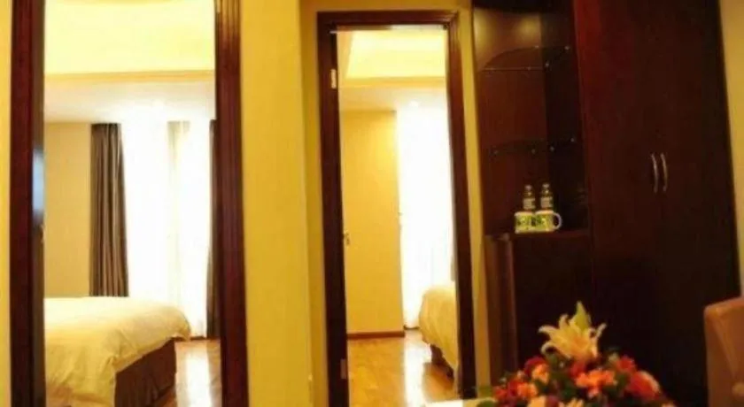 Bed in GreenTree Inn Chengdu North Railway Station Beichengtianjie Business Hotel