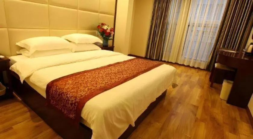 Bed in GreenTree Inn Chengdu North Railway Station Beichengtianjie Business Hotel