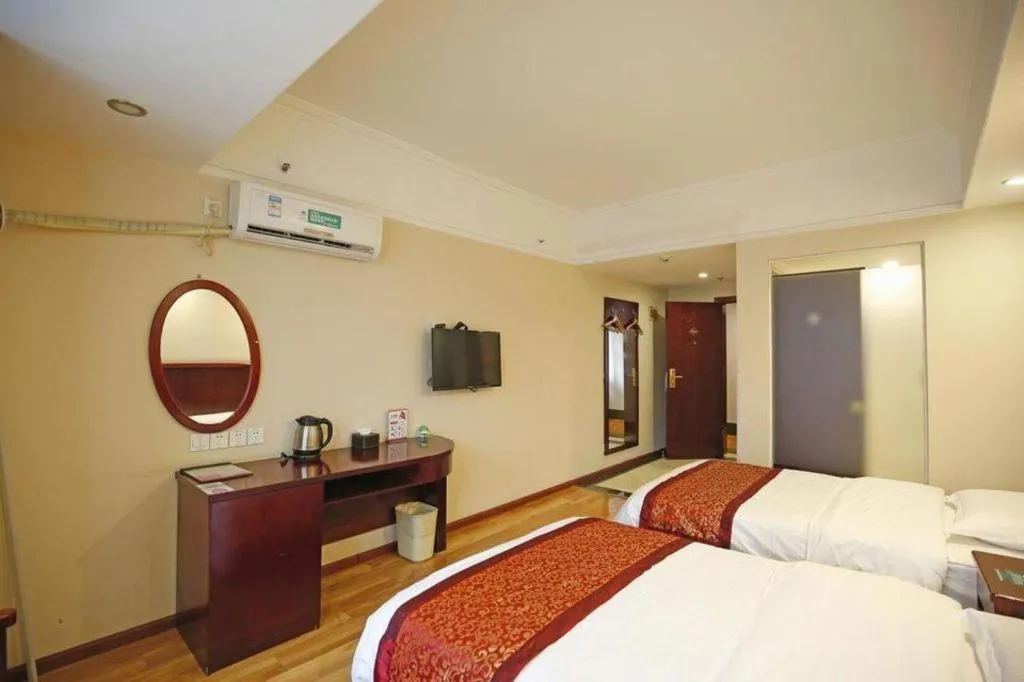 Bed in GreenTree Inn Chengdu North Railway Station Beichengtianjie Business Hotel