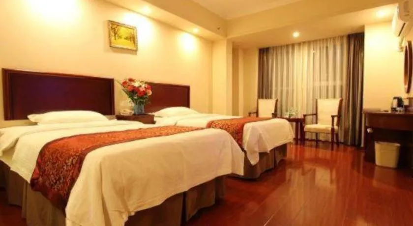 Bed in GreenTree Inn Chengdu North Railway Station Beichengtianjie Business Hotel