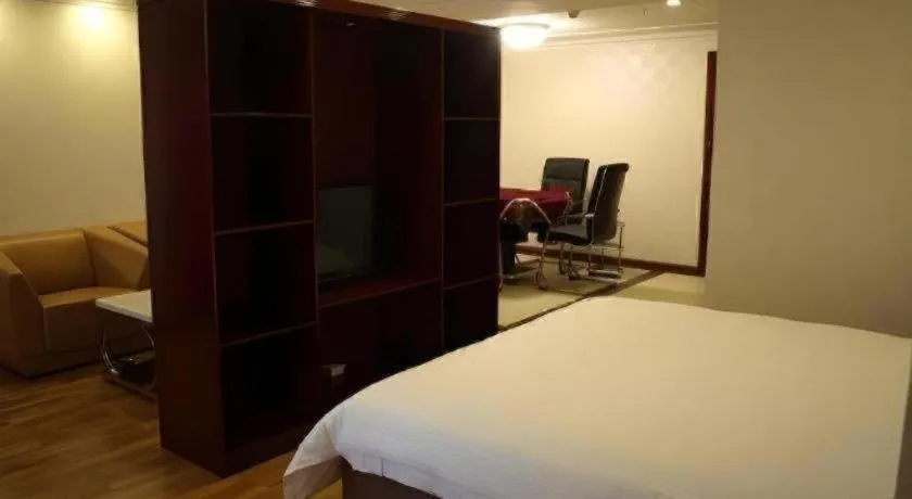 GreenTree Inn Chengdu North Railway Station Beichengtianjie Business Hotel