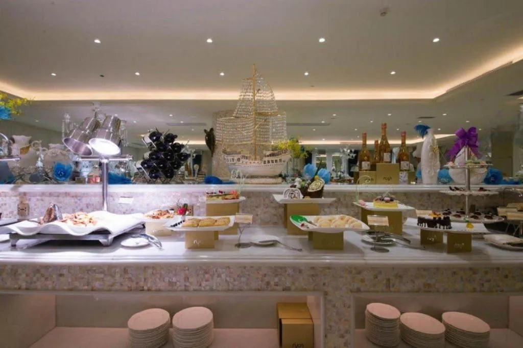 Lake Piedmont International Hotel