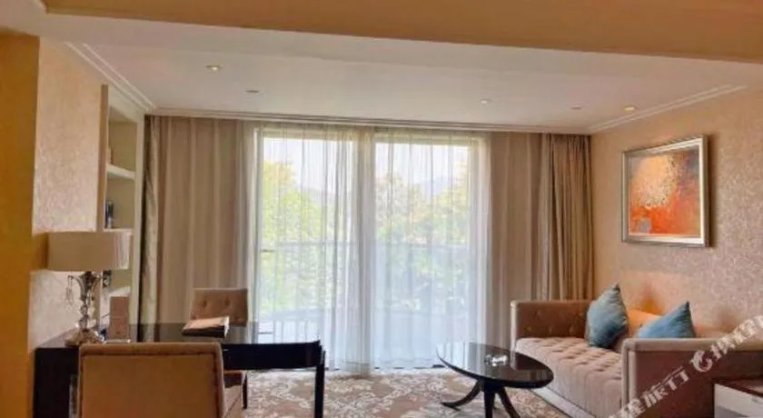 Lake Piedmont International Hotel