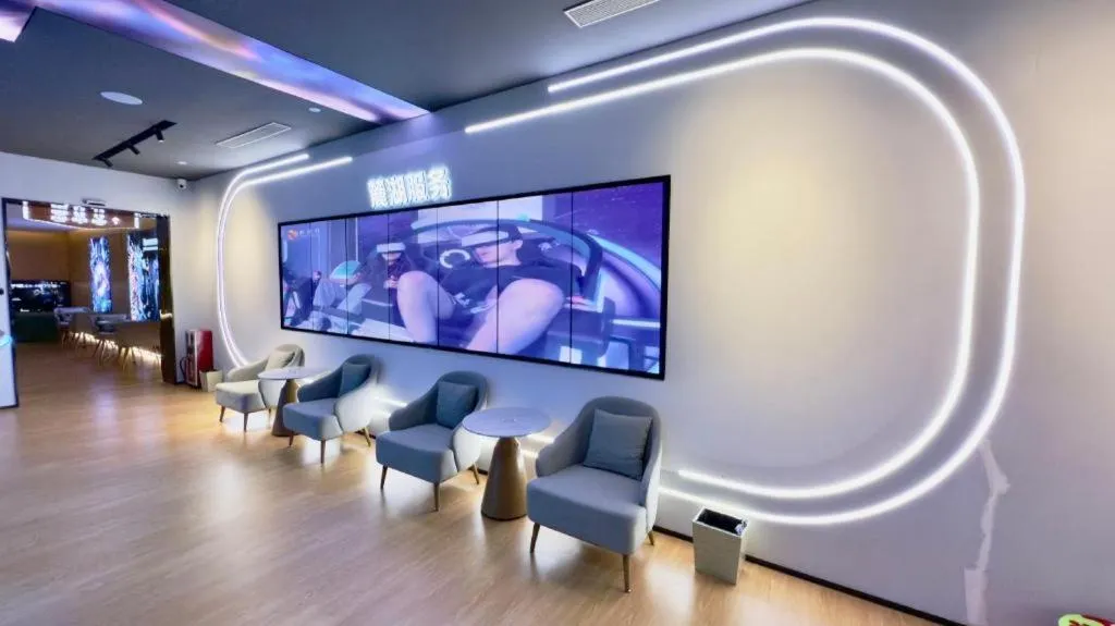 Lake Piedmont International Hotel