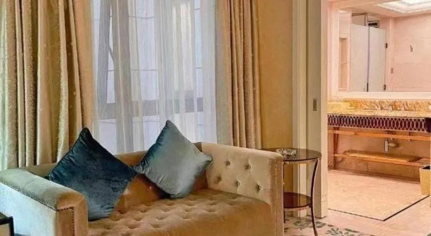 Bed in Lake Piedmont International Hotel