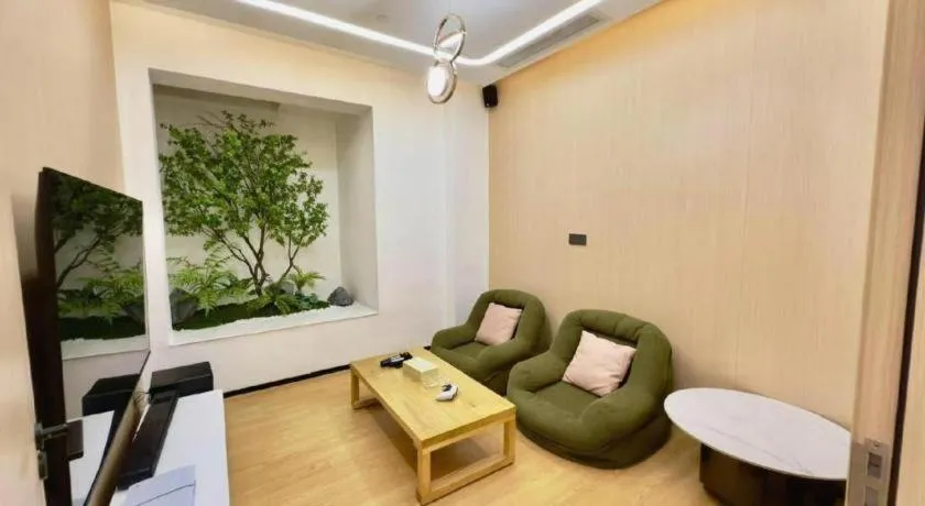 Lake Piedmont International Hotel