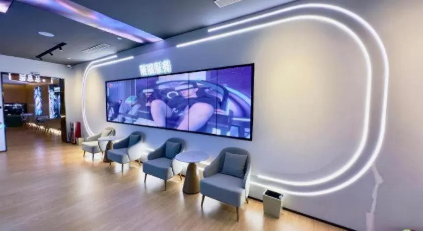 Lake Piedmont International Hotel