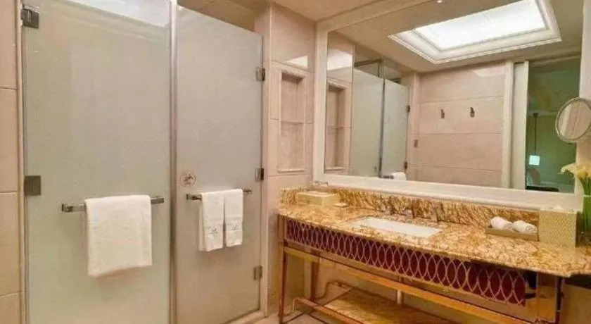 Lake Piedmont International Hotel