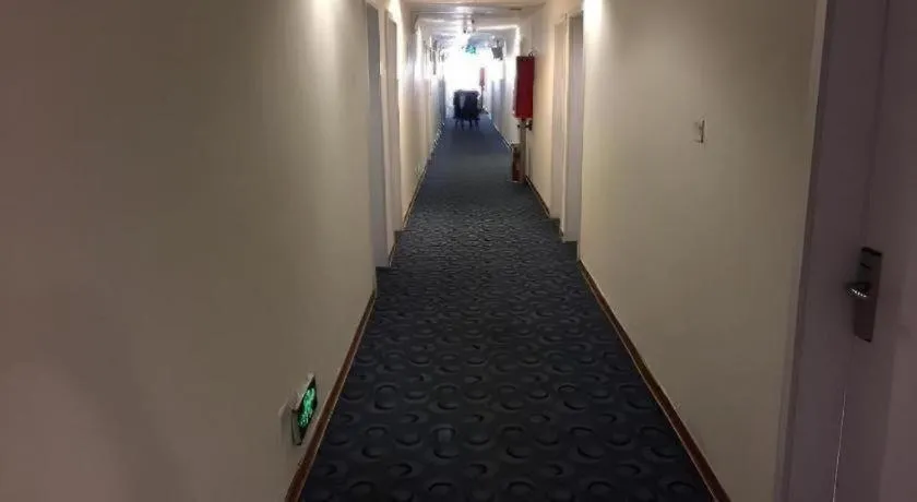 7 Days Inn Qingdao Shandong Road Zhenning Overpass Branch