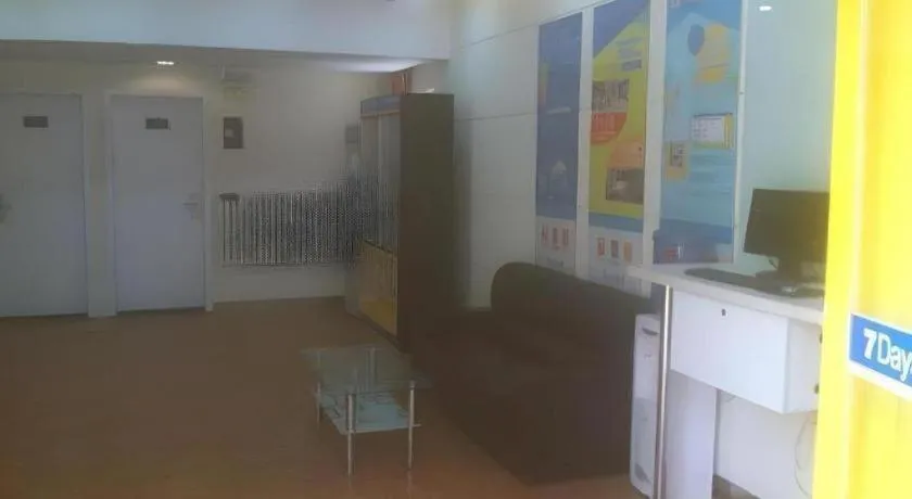 7 Days Inn Qingdao Shandong Road Zhenning Overpass Branch