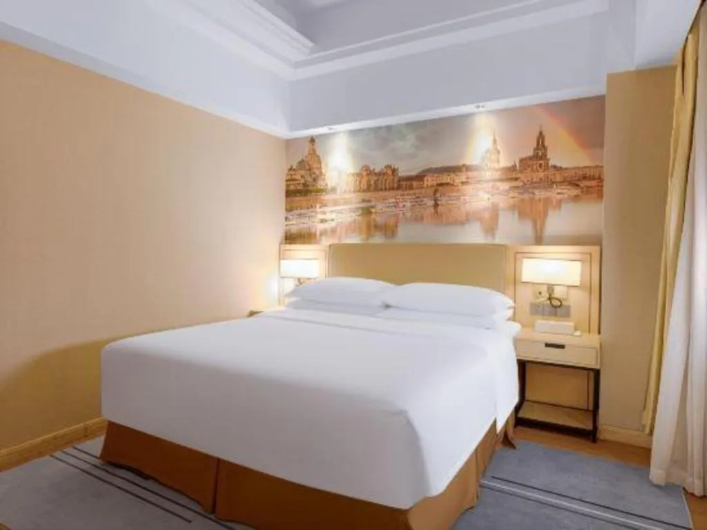 Bed in Vienna International Hotel Nanning East Station