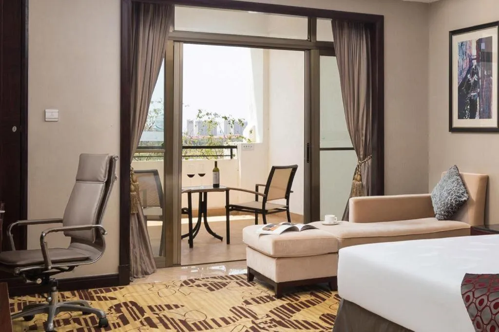 Bed in Country Garden Phoenix Hotel Maoming