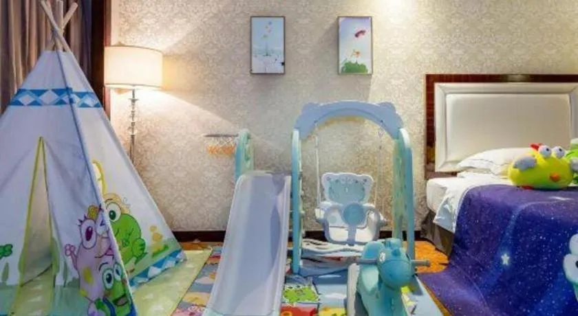 Bed in Country Garden Phoenix Hotel Maoming