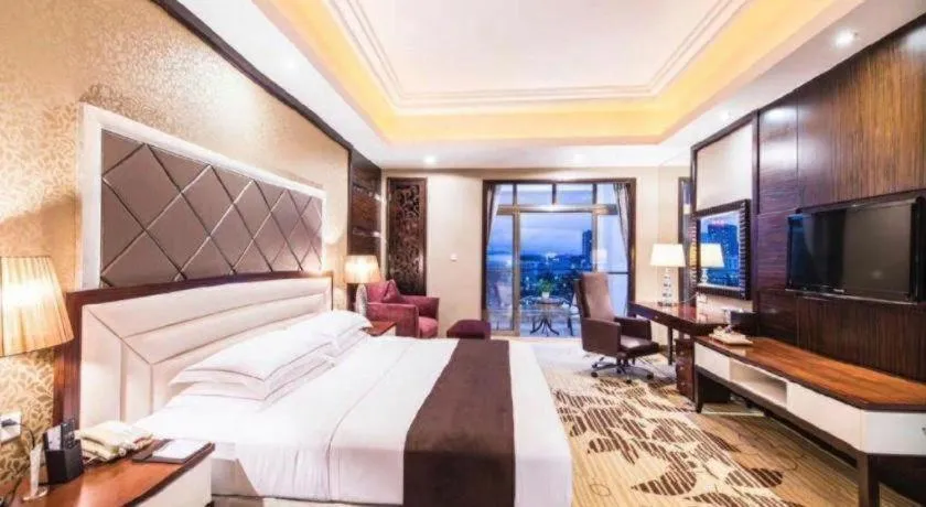 Bed in Country Garden Phoenix Hotel Maoming