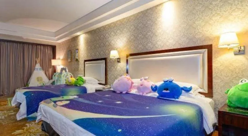 Bed in Country Garden Phoenix Hotel Maoming