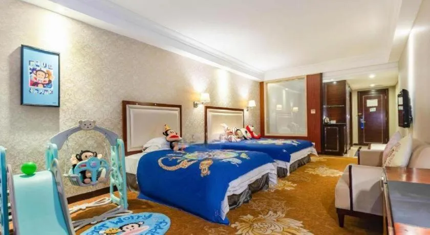 Bed in Country Garden Phoenix Hotel Maoming
