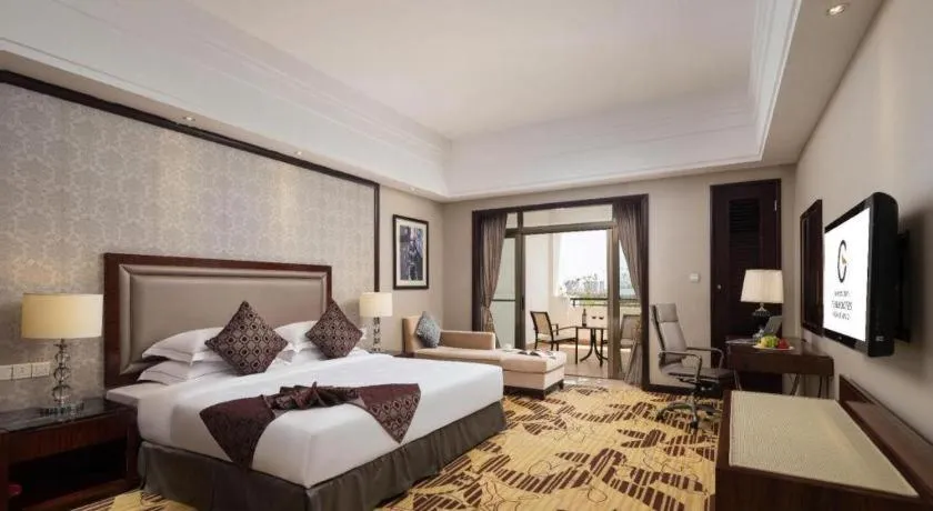 Bed in Country Garden Phoenix Hotel Maoming