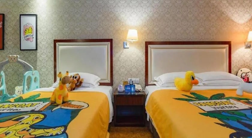 Bed in Country Garden Phoenix Hotel Maoming