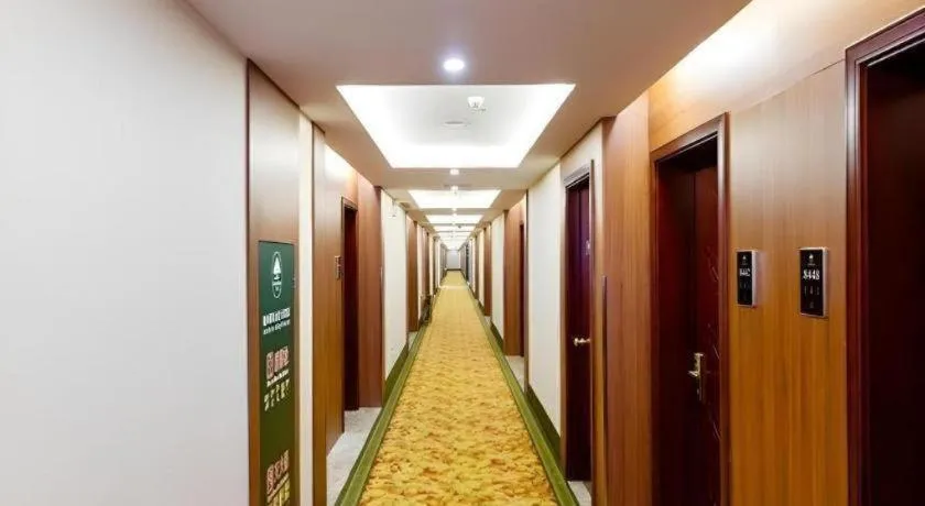 GreenTree Inn Jiangsu Zhangjiagang Jingang Town Darunfa Express Hotel