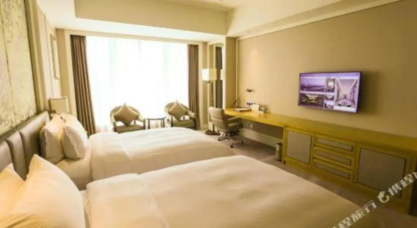 Bed in Ming Du Lakeside Hotel Nanning