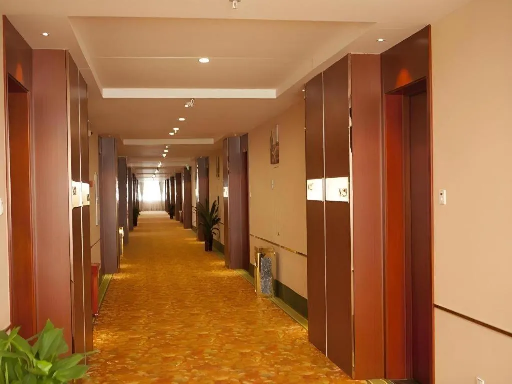 GreenTree Inn Jiansu Nantong Tongzhouwan Huanghe Road Business Hotel