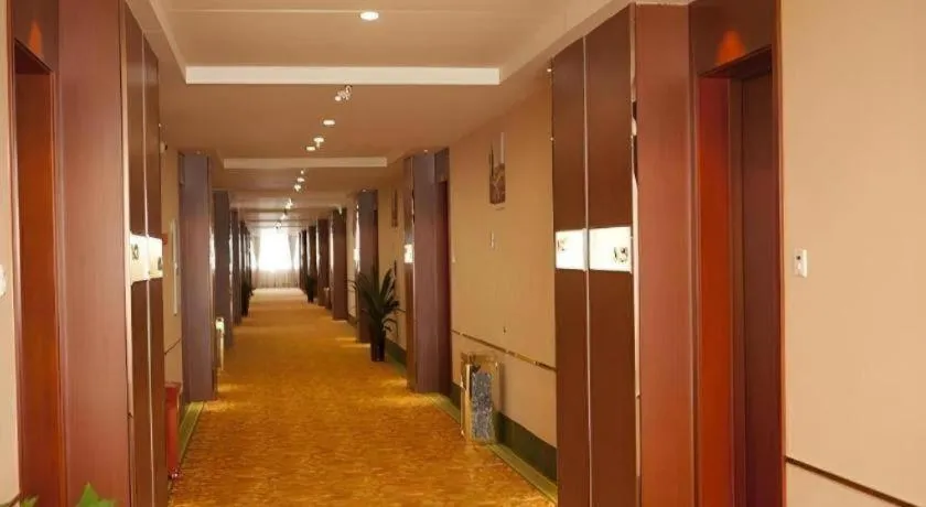 GreenTree Inn Jiansu Nantong Tongzhouwan Huanghe Road Business Hotel