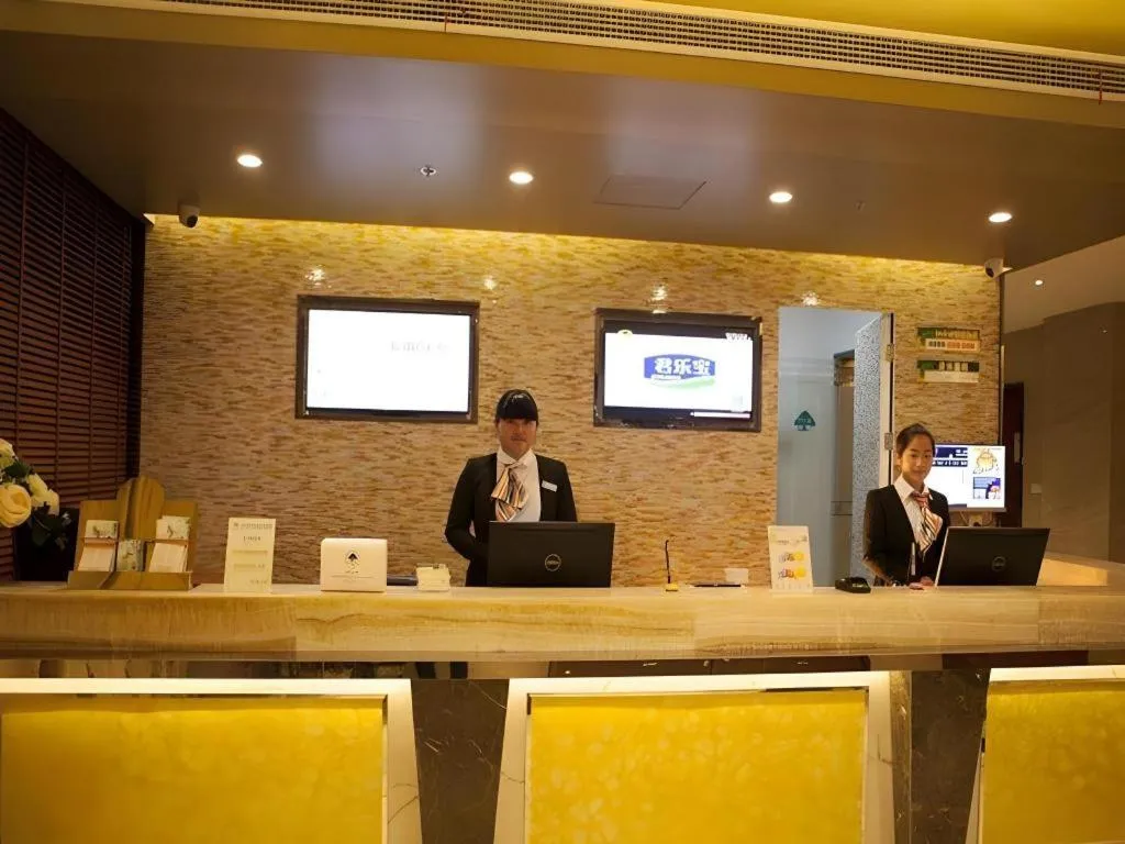 GreenTree Inn Jiansu Nantong Tongzhouwan Huanghe Road Business Hotel