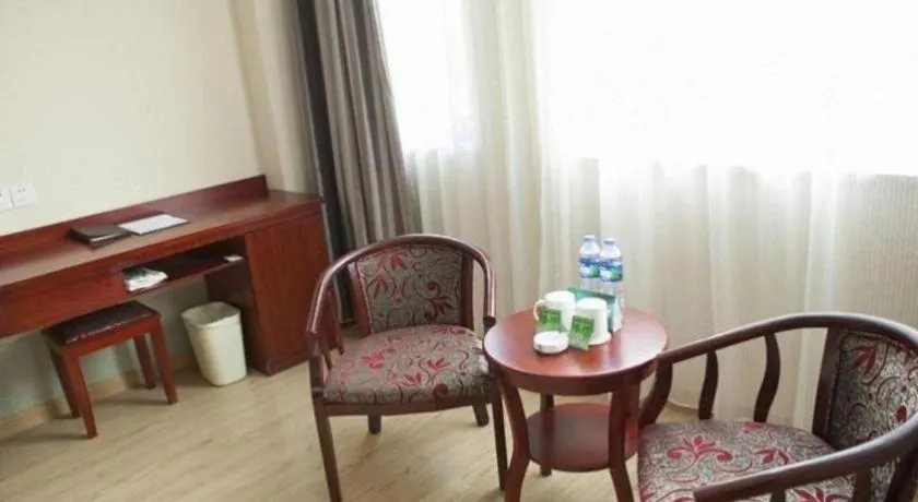 GreenTree Inn Jiansu Nantong Tongzhouwan Huanghe Road Business Hotel