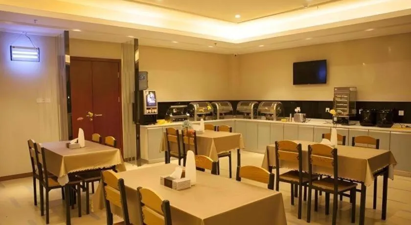 GreenTree Inn Jiansu Nantong Tongzhouwan Huanghe Road Business Hotel