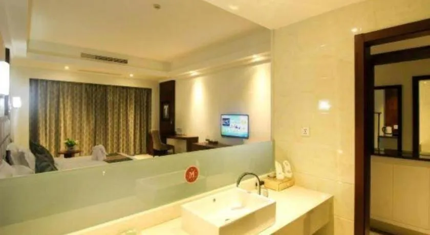 Qionghai Jin Mao Hotel