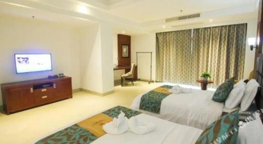 Bed in Qionghai Jin Mao Hotel