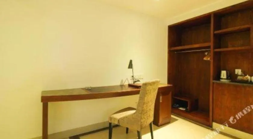 Qionghai Jin Mao Hotel