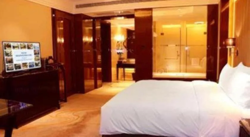 Bed in Wyndham Grand Plaza Royale Xianglin Shaoyang