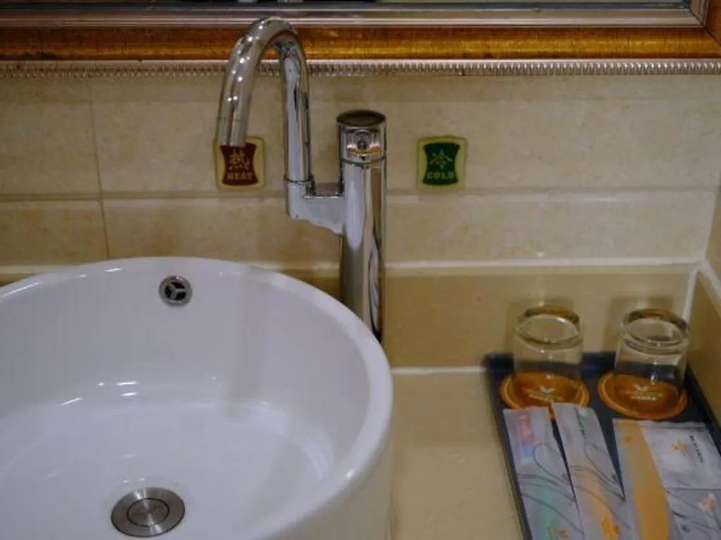 Vienna Hotel Tianjin Huaming