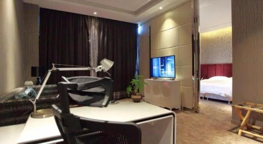 Bed in Harbin Ju Jian Hotel