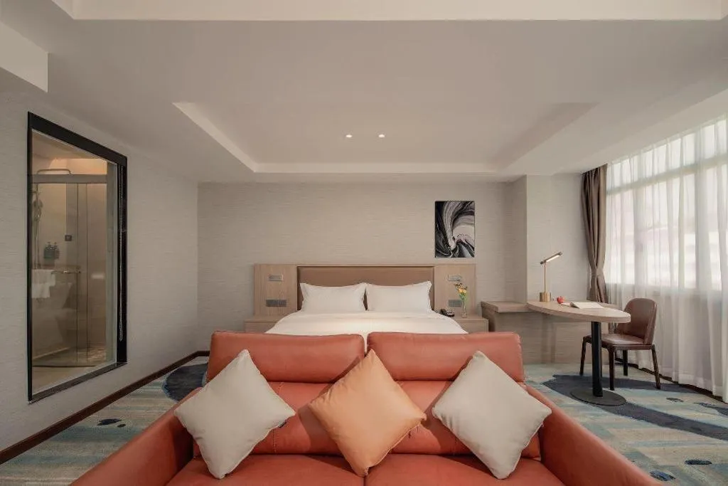 Bed in GreenTree Inn Ganzhou Sankang Temple DaRunFa Express Hotel