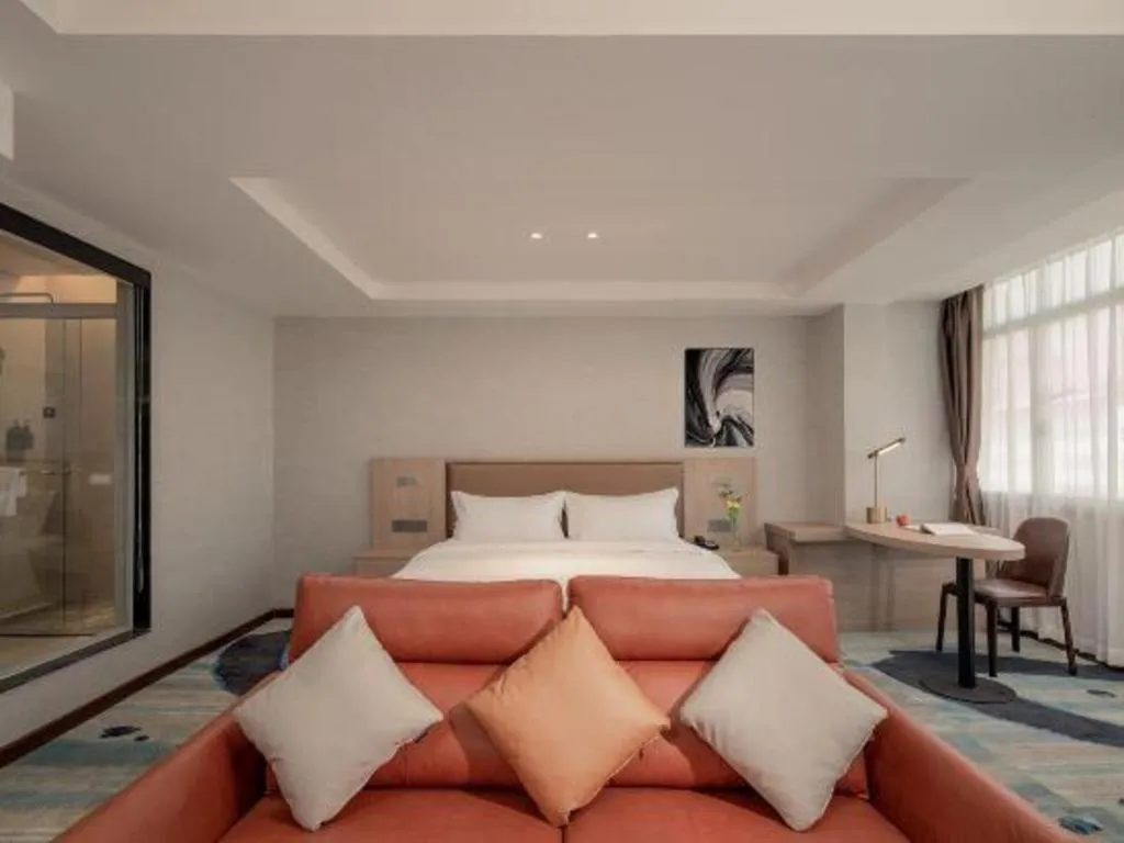 Bed in GreenTree Inn Ganzhou Sankang Temple DaRunFa Express Hotel